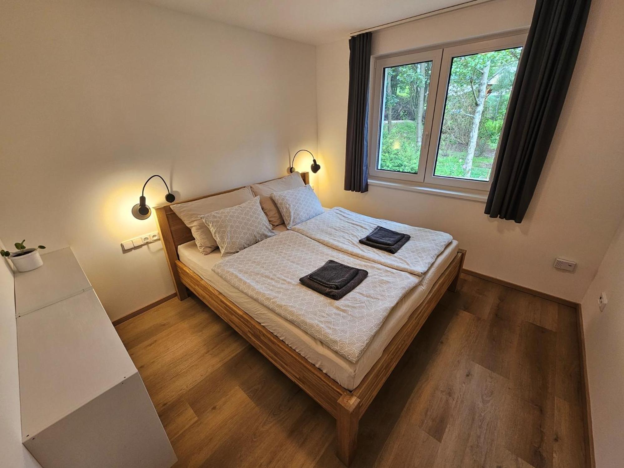 Apartman V Tichu Teplice nad Metují Exterior foto